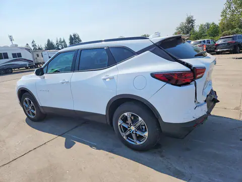 2024 Chevrolet Blazer VIN 3GNKBHR49RS162634 фото 2