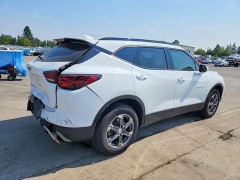 2024 Chevrolet Blazer VIN 3GNKBHR49RS162634 фото 3