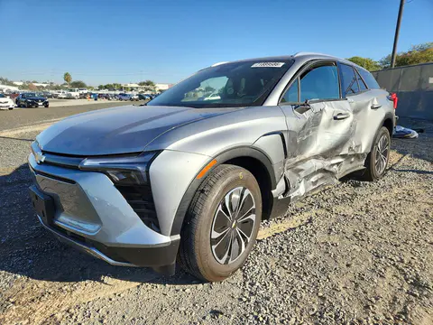 3GNKDBRJXRS280477 — 2024 Chevrolet Blazer, Сторона, фото до ремонта