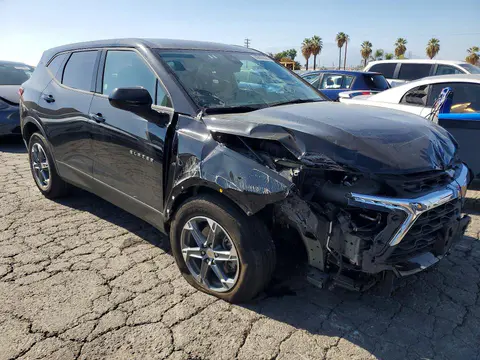 2025 Chevrolet Blazer VIN 3GNKBCR42SS221399 фото 4