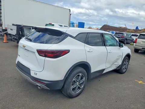 2026 Chevrolet Blazer VIN 3GNKBCR47TS141694 фото 3
