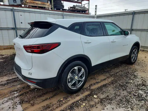 2026 Chevrolet Blazer VIN 3GNKBCR49TS151370 фото 3