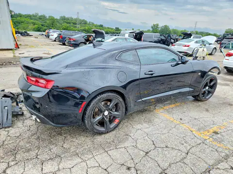 1G1FF1R70H0185749 — 2017 Chevrolet Camaro, фото 3 с аукциона Copart 14.10.2026, Вандализм