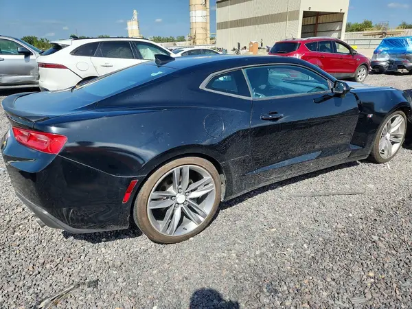 1G1FB1RS2H0162957 — 2017 Chevrolet Camaro, фото 3 с аукциона Copart, Передняя часть
