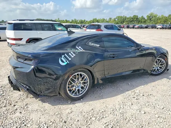 1G1FB1RS7H0102284 — 2017 Chevrolet Camaro, фото 3 с аукциона Copart, Передняя часть