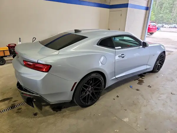1G1FB1RX1H0160600 — 2017 Chevrolet Camaro, фото 3 с аукциона Copart, Задняя часть