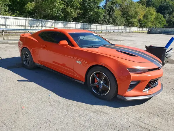 1G1FH1R70J0183869 — 2018 Chevrolet Camaro, фото 4 с аукциона Copart, Передняя часть