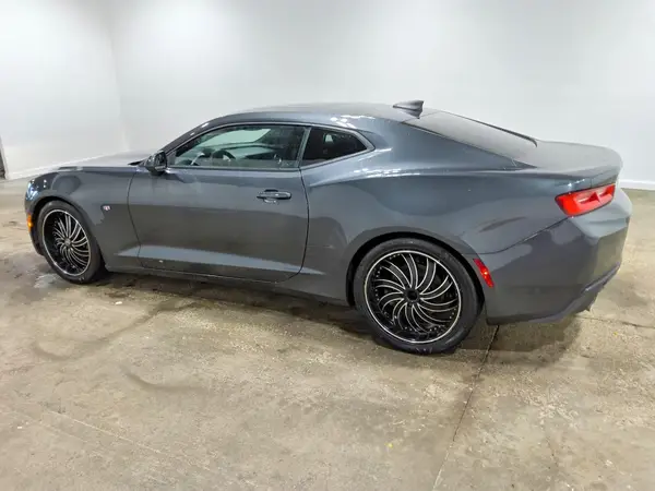 1G1FB1RS8J0163245 — 2018 Chevrolet Camaro, фото 2 с аукциона Copart 06.10.2026, Передняя часть