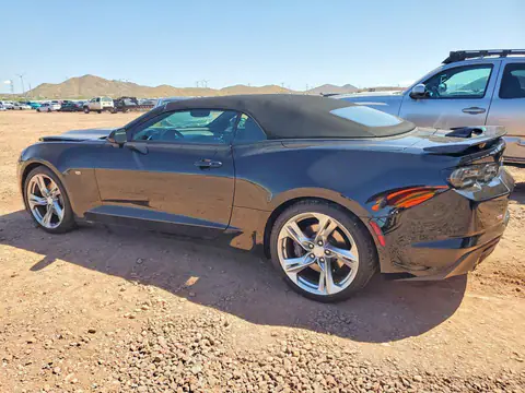 2019 Chevrolet Camaro VIN 1G1FH3D72K0144317 фото 2