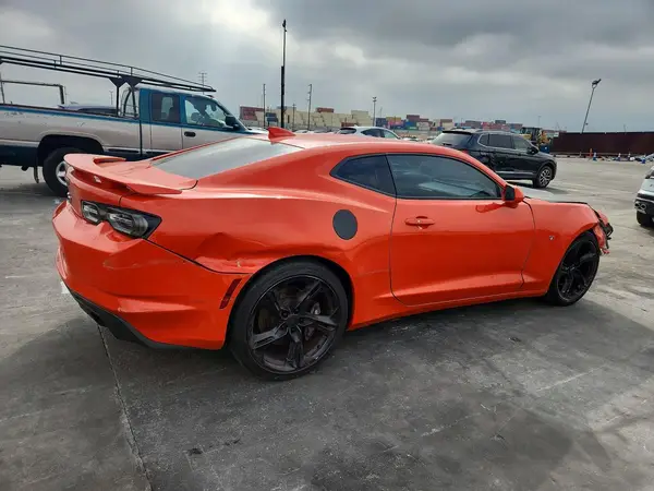 1G1FH1R78K0109679 — 2019 Chevrolet Camaro, фото 3 с аукциона Copart, Передняя часть
