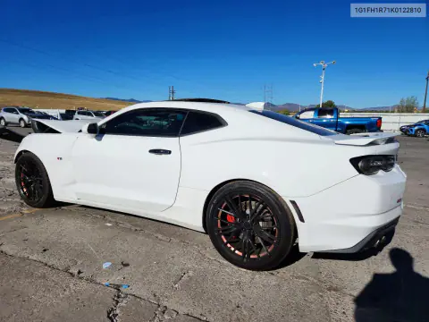 2019 Chevrolet Camaro Ss VIN 1G1FH1R71K0122810 фото 2