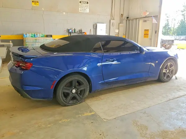 1G1FB3DS9L0107241 — 2020 Chevrolet Camaro, фото 3 с аукциона Copart 14.10.2026, Передняя часть