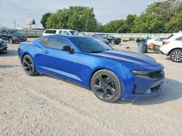 1G1FB1RSXM0141977 — 2021 Chevrolet Camaro, фото 4 с аукциона Copart, Задняя часть