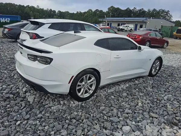 1G1FB1RX8N0123863 — 2022 Chevrolet Camaro, фото 3 с аукциона Copart 05.10.2026, Боковая часть