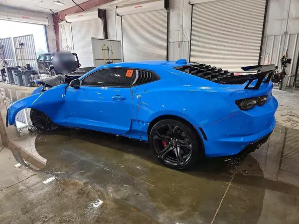 1G1FG1R74P0156119 — 2023 Chevrolet Camaro, фото 2 с аукциона Copart, Передняя часть