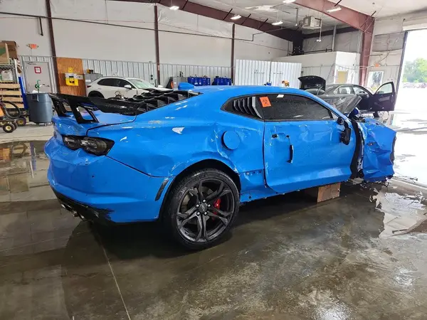 1G1FG1R74P0156119 — 2023 Chevrolet Camaro, фото 3 с аукциона Copart, Передняя часть