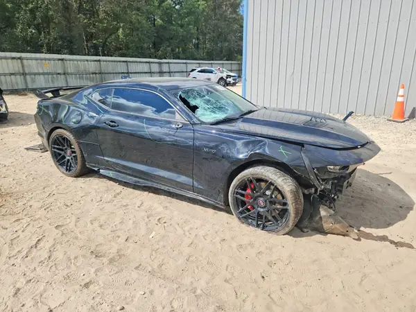 1G1FF1R75P0126730 — 2023 Chevrolet Camaro, фото 4 с аукциона Copart, Передняя часть