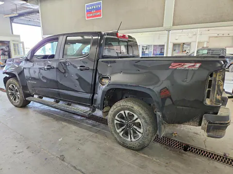 2021 Chevrolet Colorado VIN 1GCGTDEN7M1246433 фото 2