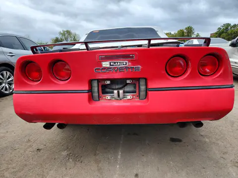 1990 Chevrolet Corvette VIN 1G1YY3386L5106709 фото 6