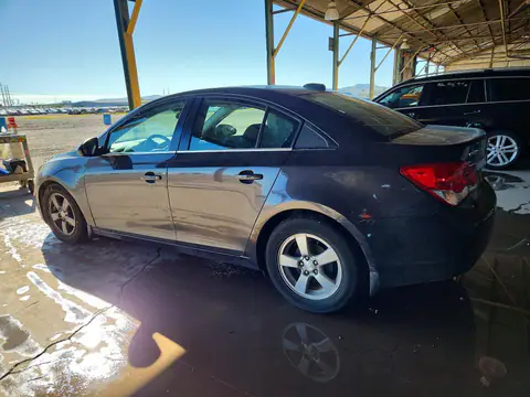 1G1PE5SB1G7158448 — 2016 Chevrolet Cruze Limited, фото 2 с аукциона Copart 30.09.2026, Мелкие вмятины и царапины