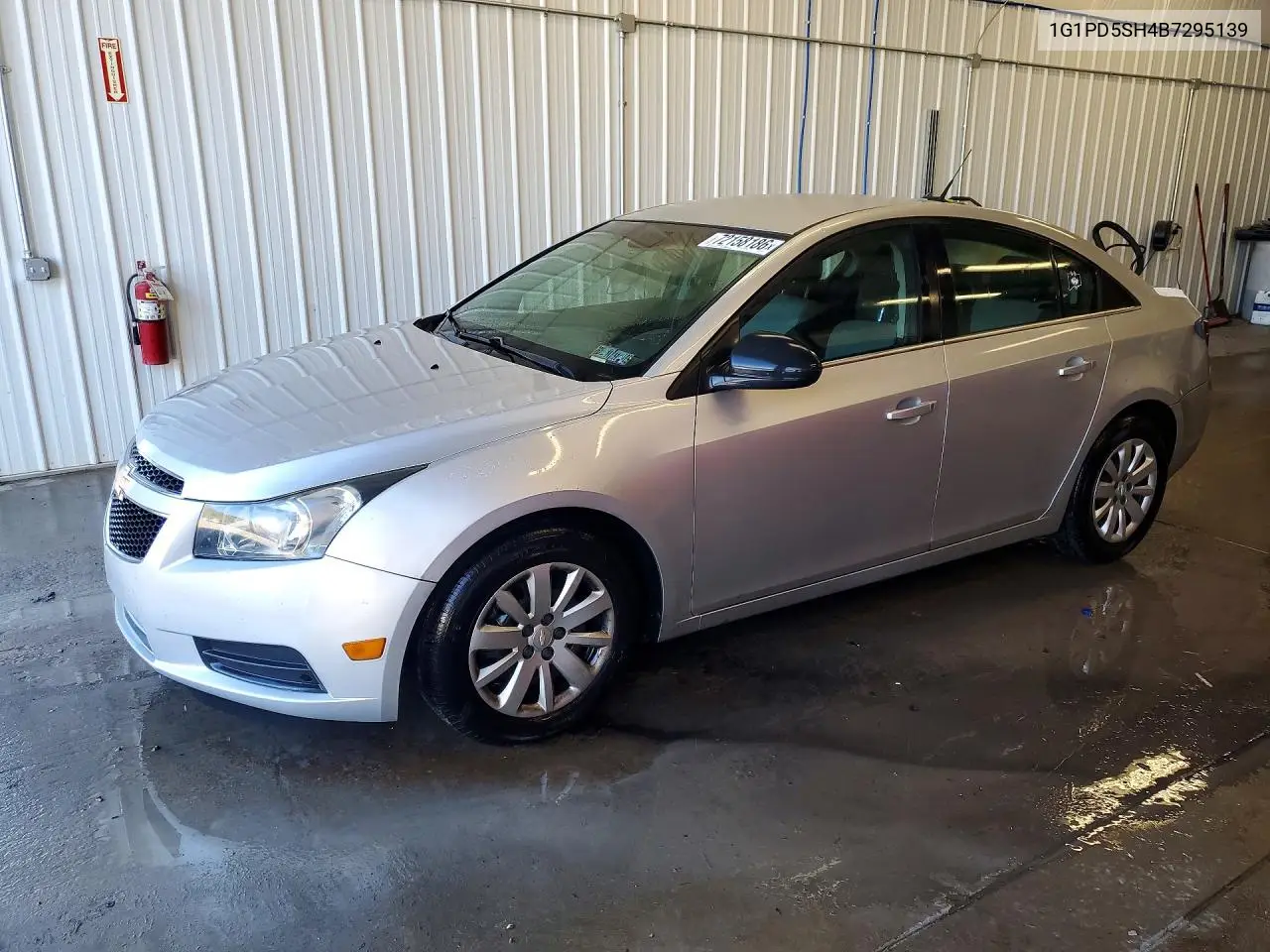 2011 Chevrolet Cruze Ls VIN 1G1PD5SH4B7295139 фото 1