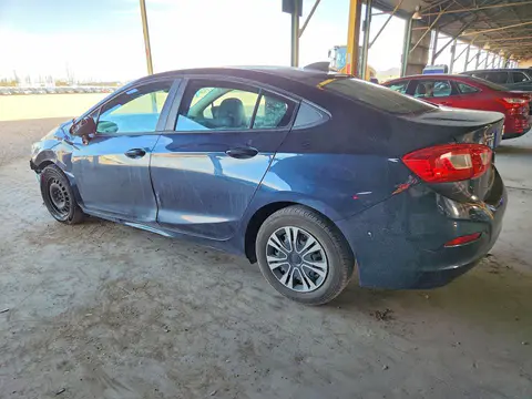 2016 Chevrolet Cruze VIN 1G1BC5SM8G7317953 фото 2