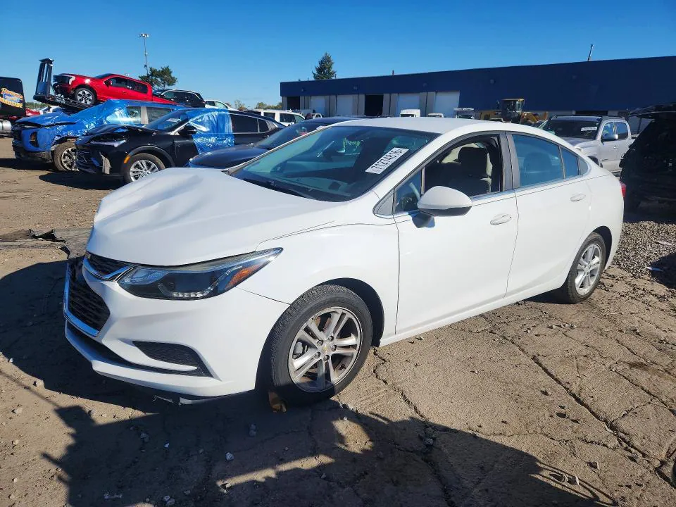 2016 CHEVROLET CRUZE VIN 1G1BE5SM5G7311831 фото 1