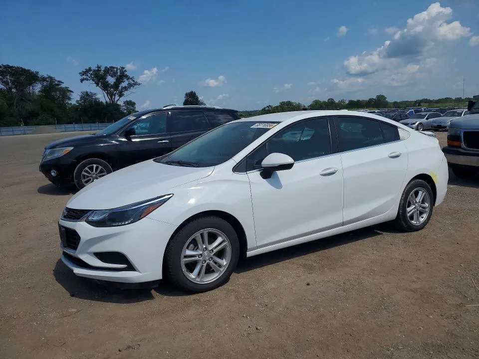 2017 CHEVROLET CRUZE VIN 1G1BE5SM9H7219607 фото 1