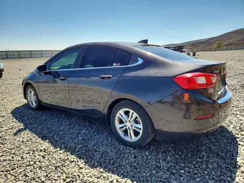 2017 Chevrolet Cruze VIN 1G1BE5SM8H7237001 фото 2