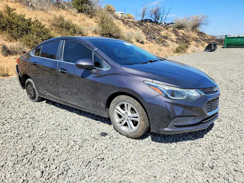 2017 Chevrolet Cruze VIN 1G1BE5SM8H7237001 фото 4