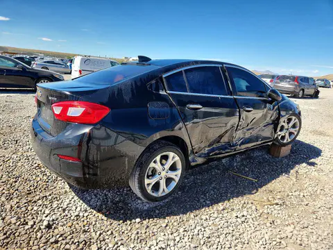 2017 Chevrolet Cruze VIN 1G1BF5SM2H7104148 фото 3