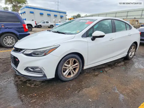 1G1BE5SM7H7269132 — 2017 Chevrolet Cruze, Передняя часть, фото до ремонта
