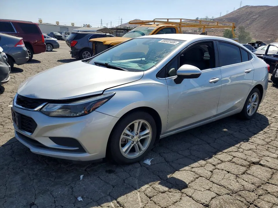 2017 Chevrolet Cruze VIN 1G1BE5SM8H7126268 фото 1