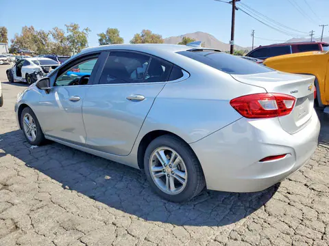2017 Chevrolet Cruze VIN 1G1BE5SM8H7126268 фото 2