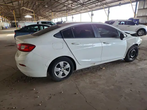 2017 Chevrolet Cruze VIN 1G1BC5SM2H7270193 фото 3