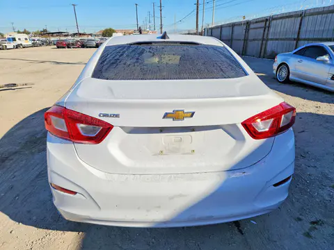 2017 Chevrolet Cruze Ls VIN 1G1BC5SM3H7266878 фото 6