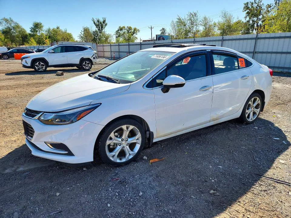 2017 CHEVROLET CRUZE VIN 1G1BF5SM2H7136565 фото 1