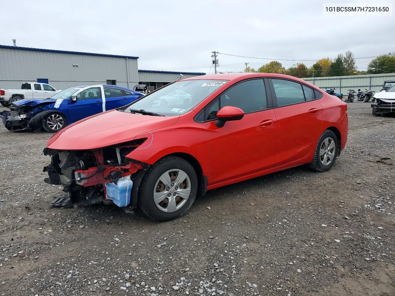 2017 Chevrolet Cruze Ls VIN 1G1BC5SM7H7231650 фото 1