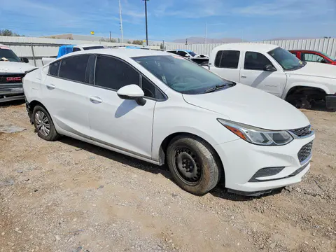 2018 Chevrolet Cruze VIN 1G1BC5SM6J7224307 фото 4