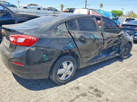 2018 Chevrolet Cruze VIN 1G1BC5SM2J7113429 фото 3