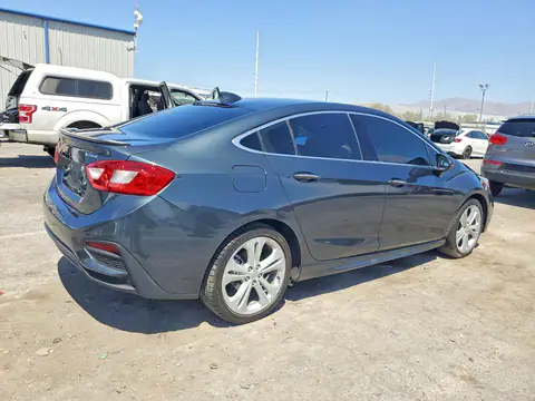 1G1BF5SM3J7143305 — 2018 Chevrolet Cruze, фото 3 с аукциона Copart 13.10.2026, Боковая часть