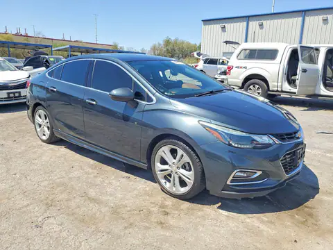 1G1BF5SM3J7143305 — 2018 Chevrolet Cruze, фото 4 с аукциона Copart 13.10.2026, Боковая часть