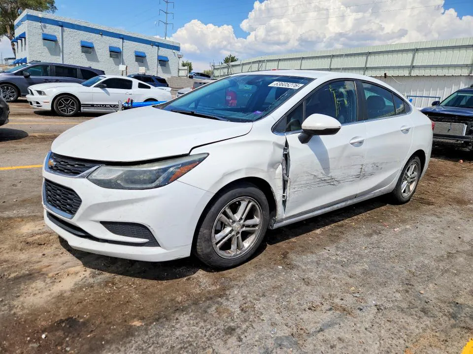 2018 Chevrolet Cruze VIN 1G1BE5SM4J7117962 фото 1