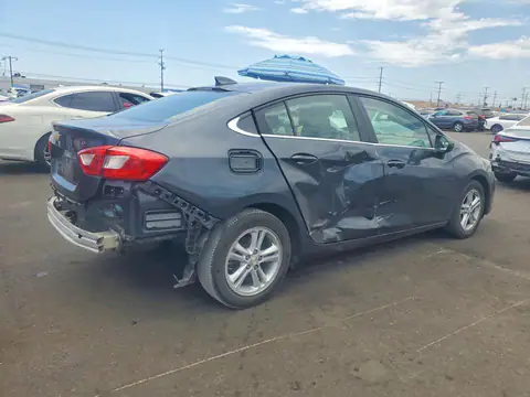 1G1BE5SM6J7217254 — 2018 Chevrolet Cruze, фото 3 с аукциона Copart 14.10.2026, Боковая часть