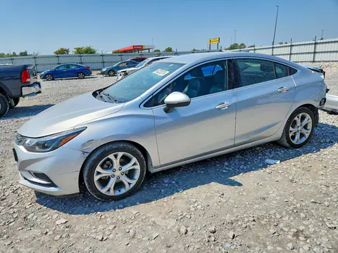 1G1BF5SM0J7177119 — 2018 Chevrolet Cruze, Задняя часть (Rear End), фото до ремонта