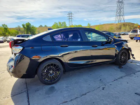 2018 Chevrolet Cruze VIN 1G1BC5SM6J7124854 фото 3