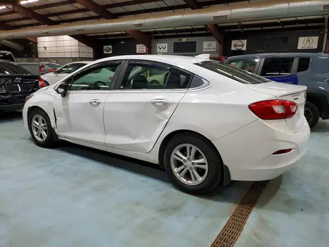 2018 Chevrolet Cruze VIN 1G1BE5SM5J7176082 фото 2