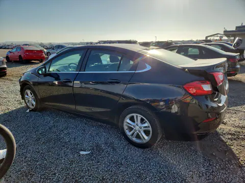 2018 Chevrolet Cruze VIN 1G1BE5SM7J7232569 фото 2