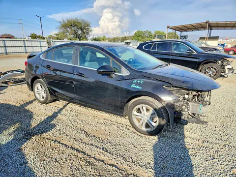 2018 Chevrolet Cruze VIN 1G1BE5SM7J7232569 фото 4