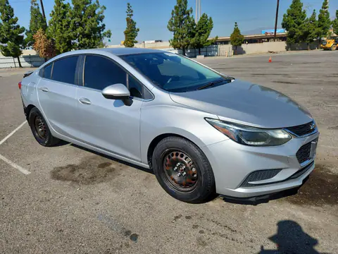 2018 Chevrolet Cruze VIN 1G1BE5SM4J7228432 фото 4